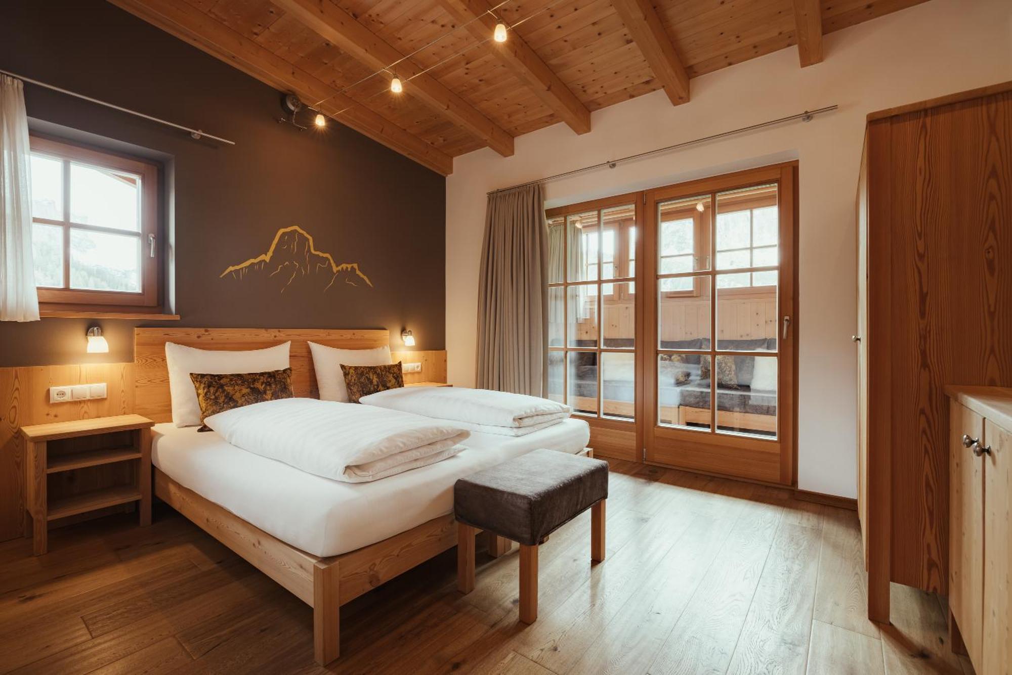 Refugium Laflu Apartments Corvara In Badia Ngoại thất bức ảnh