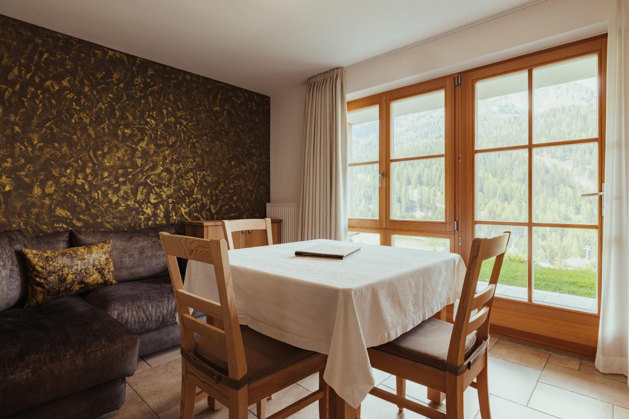 Refugium Laflu Apartments Corvara In Badia Ngoại thất bức ảnh