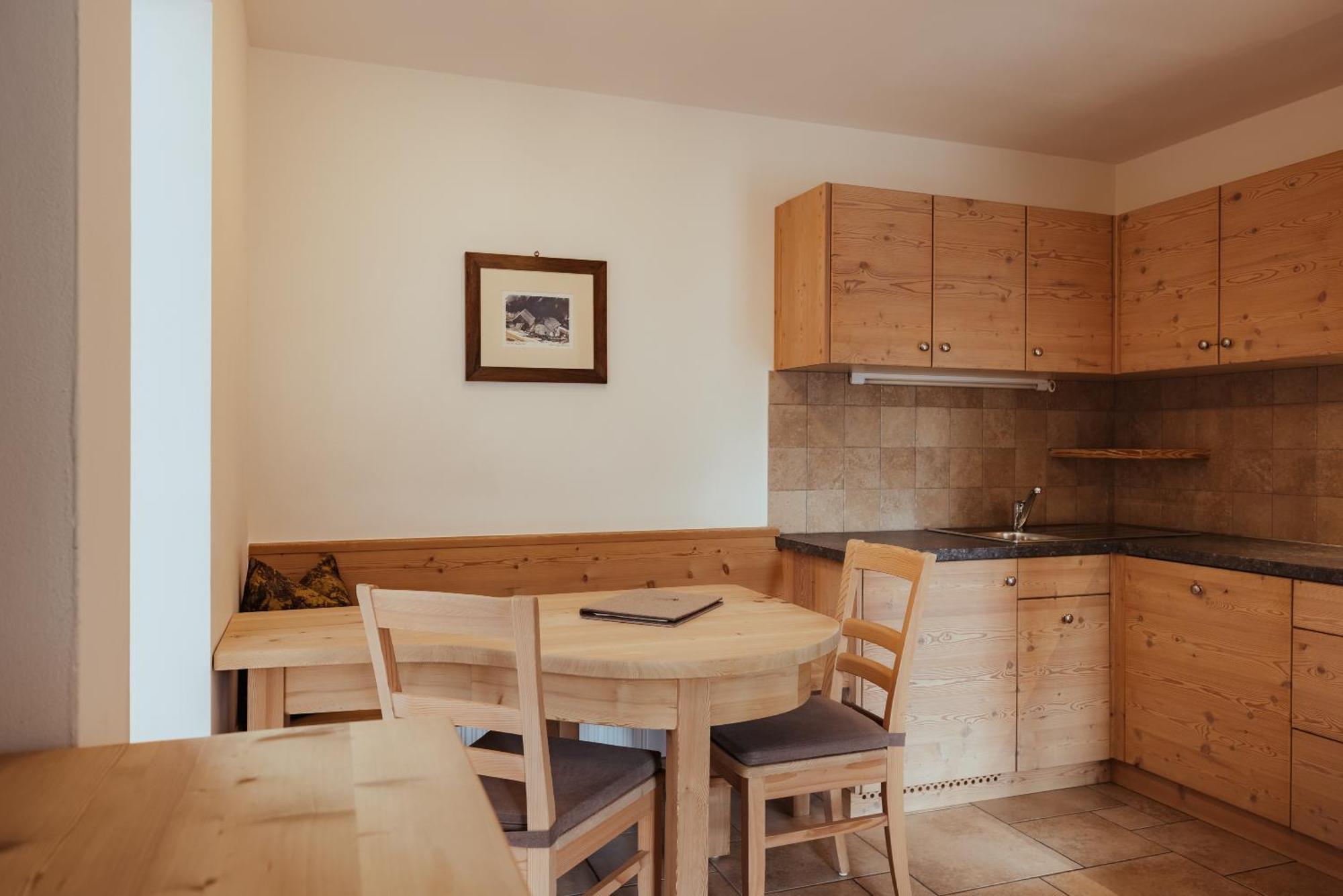 Refugium Laflu Apartments Corvara In Badia Ngoại thất bức ảnh